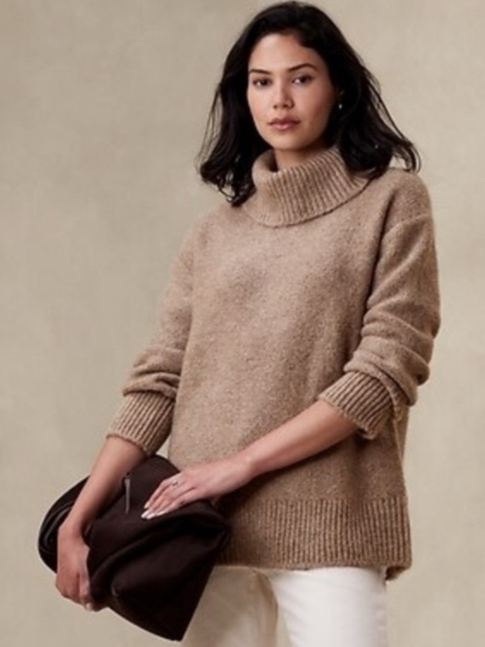 Banana Republic Factory Oversized Turtleneck Sweater in Plateau Beige Tan XS